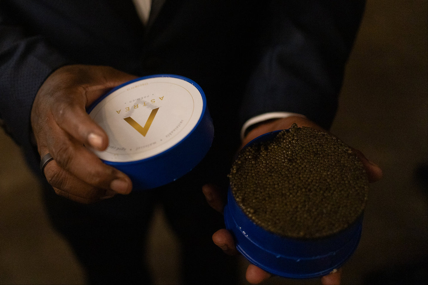 Kilo Party Sized Tin (1100g)